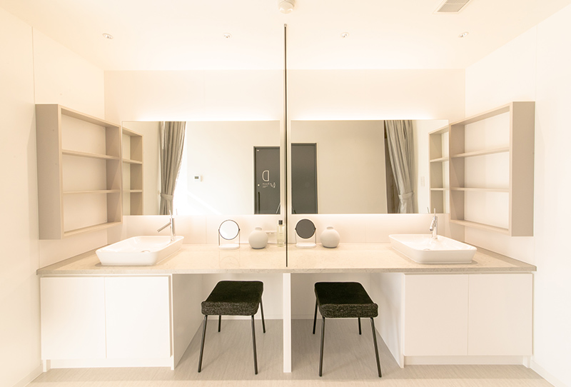 パウダールーム